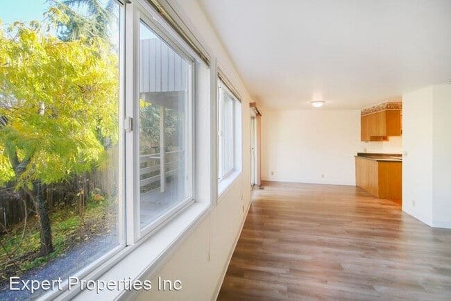 Building Photo - 3 br, 2.5 bath House - 622 Scenic Lane