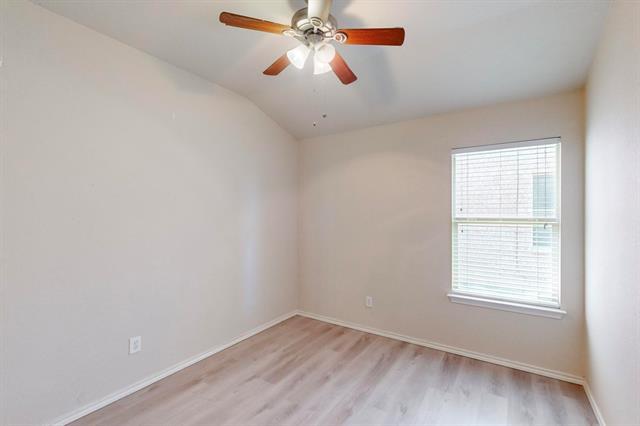 Building Photo - 3504 Hornbeam St