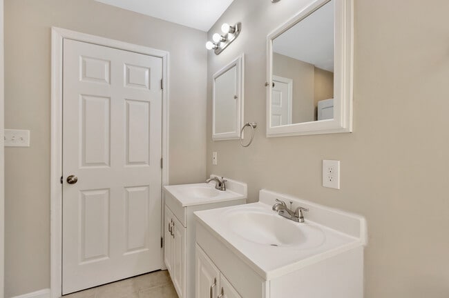 Secondary Bathroom - 2313 E Fayette St