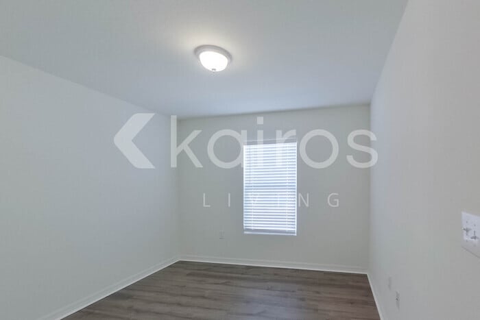 Building Photo - 262 Grenada St NW