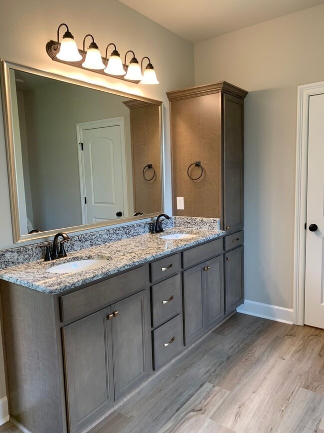 Building Photo - 3BD/2BA House for Lease - Nickens Lake Sub...