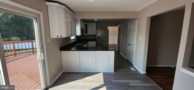 Building Photo - 3145 Elmmede Rd