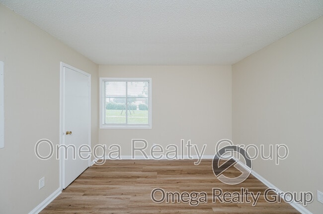Building Photo - 3382 McGehee Rd