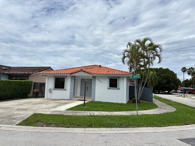 Primary Photo - 5656 SW 149th Pl