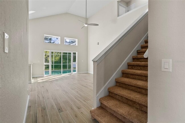 Building Photo - 214 Pinewood Dr