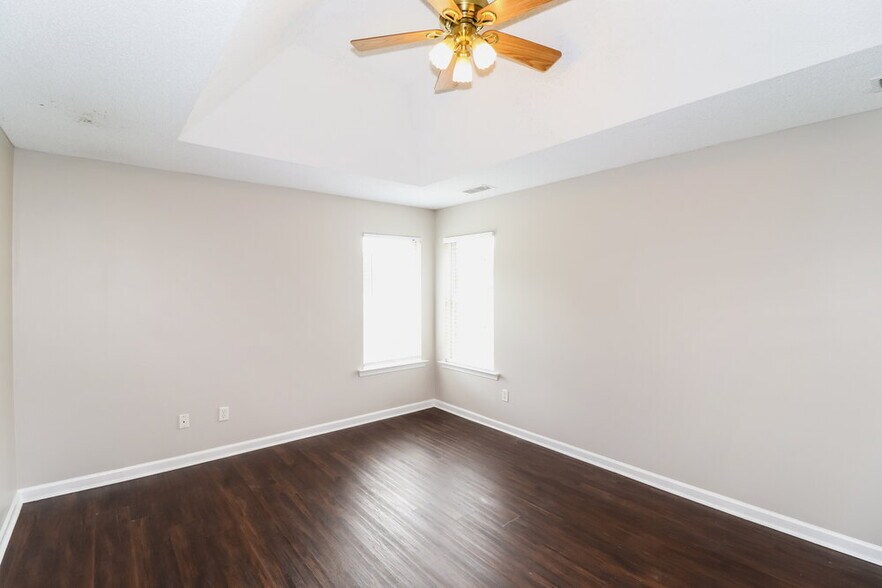 Building Photo - 11195 Cashmere Wood Dr