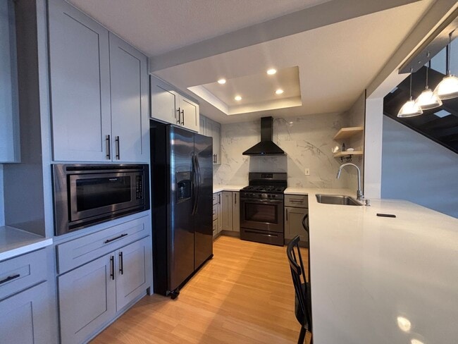 Building Photo - This stunning One-Bedroom One-Bathroom Condo in Laguna Niguel