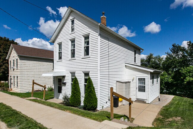 Building Photo - 2636 Fulton St