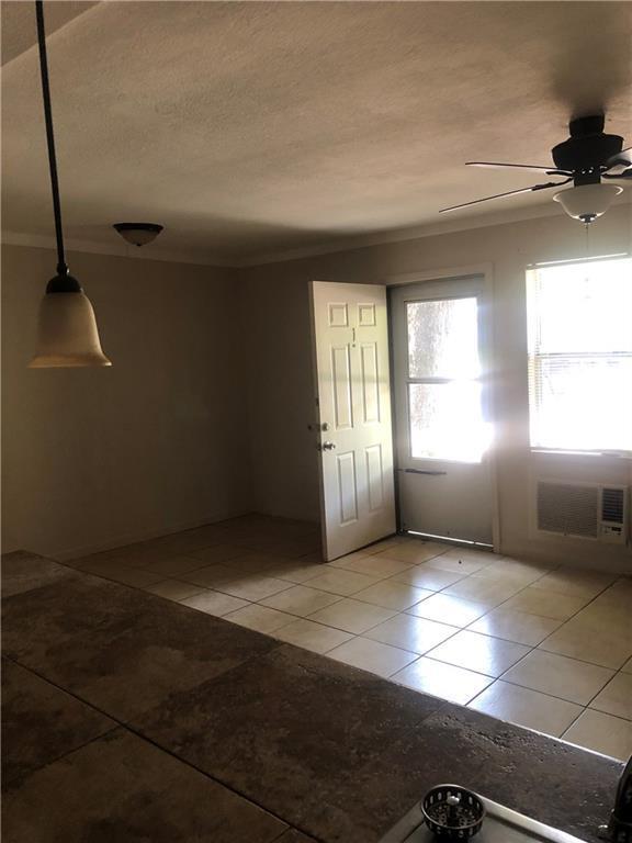 Building Photo - 7007 Guadalupe St