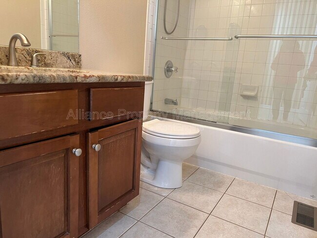 Building Photo - 9083 Musgrave St