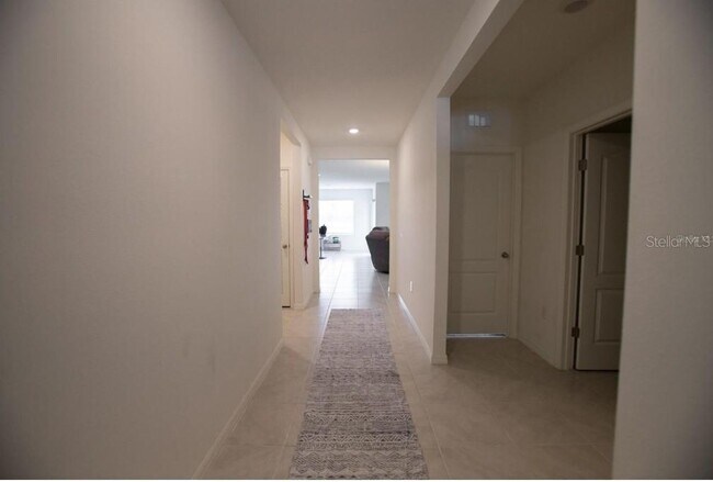 Building Photo - 5062 Foxglove Cir