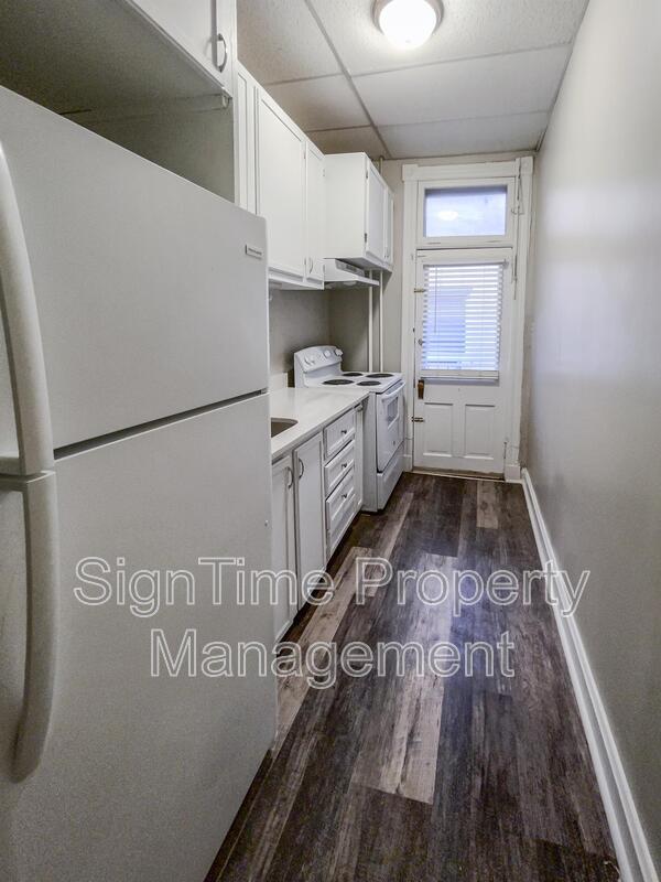 Building Photo - 59 Broadway