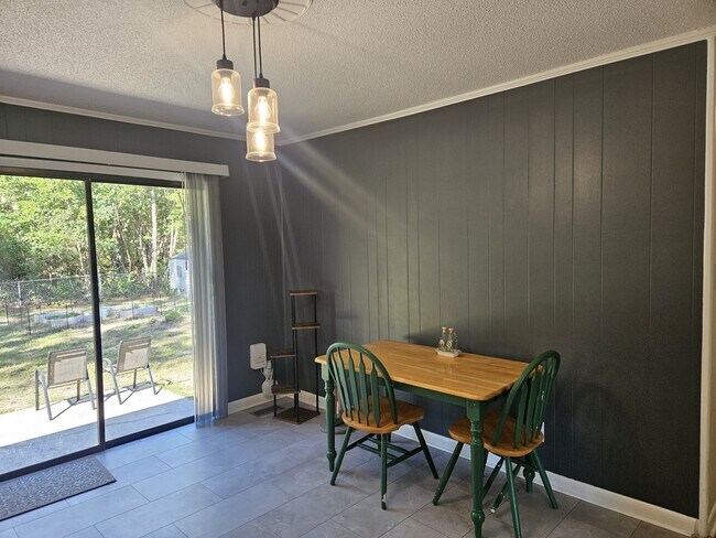 Building Photo - 6659 Julliard Dr