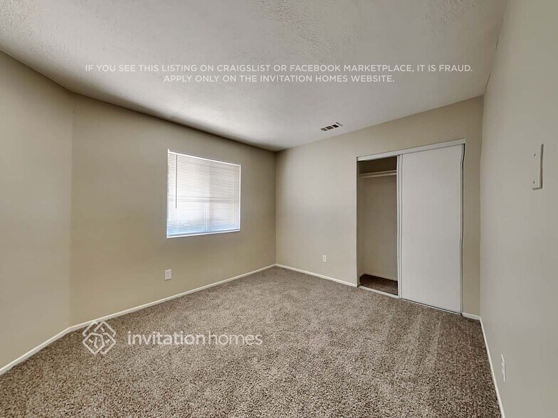 Building Photo - 4268 Cedar Dr