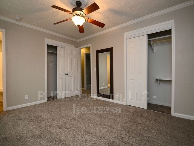 Building Photo - 13951 Jefferson Cir