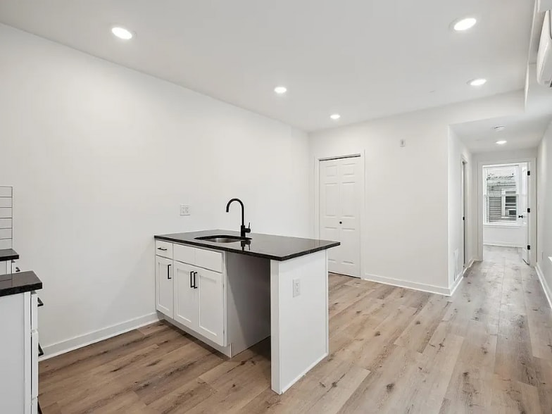 Building Photo - 3458 Frankford Ave