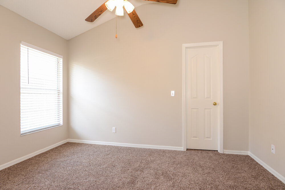 Building Photo - 1538 Scotch Pine Dr