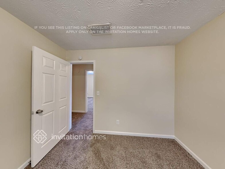 Building Photo - 2525 Turtle Terrace