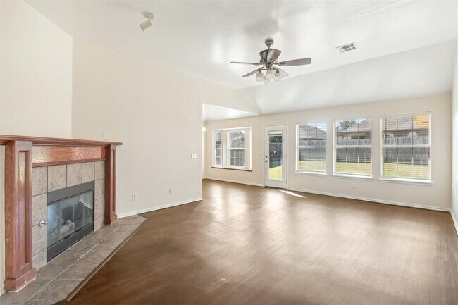 Building Photo - 8212 NW 84th St