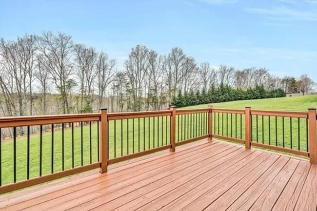 Building Photo - 3 Bedroom || 3 Bathroom Home in Moneta