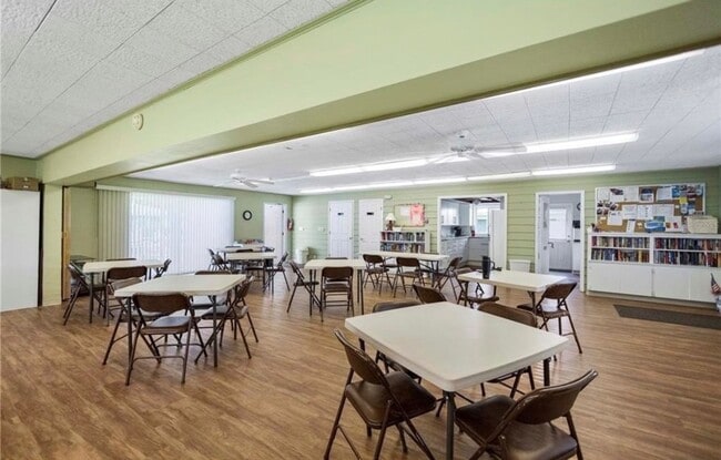 Building Photo - 55+Community - ANNUAL  1/1 GREAT LOCATION - UPDATED UNIT WITH COMMUNITY HEATED POOL!