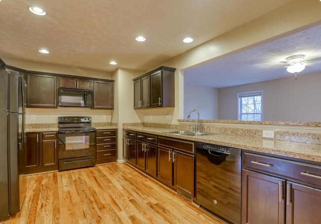 Building Photo - 1948 Cidermill Ln