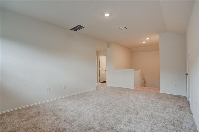 Building Photo - 14500 Fitzgibbon Dr