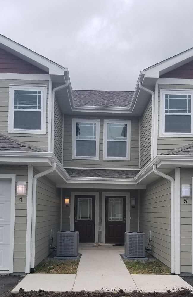 Whispering Echoes Winneconne, WI Apartment Finder