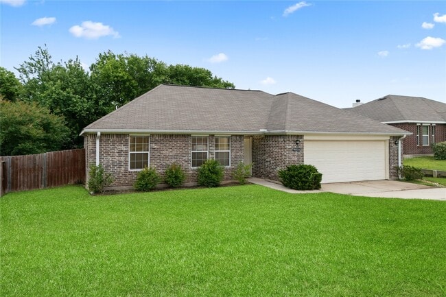 Building Photo - 12502 Hackberry Dr
