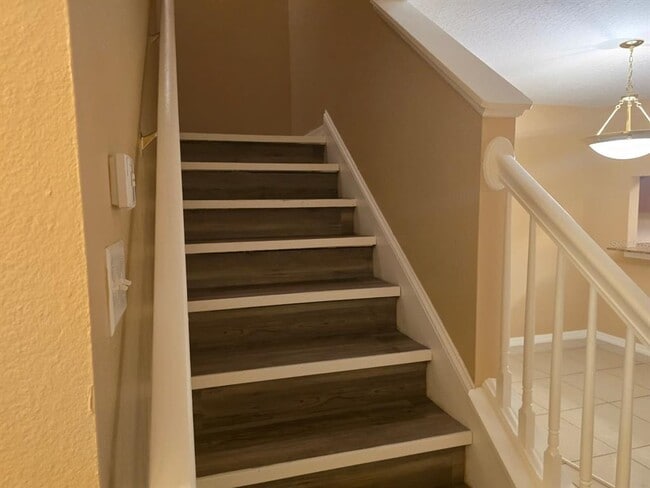 Building Photo - 3412 Castle Stone Ct