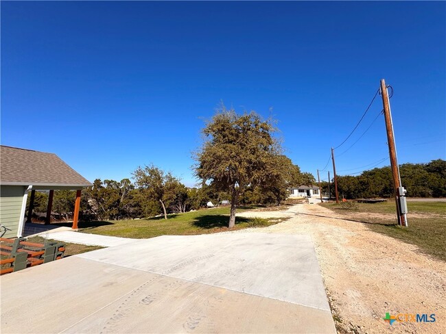 Building Photo - 925 Scenic Hills Dr