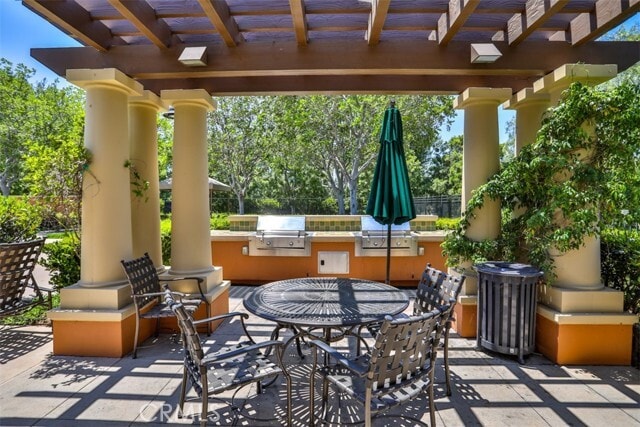 Building Photo - 59 Pathway