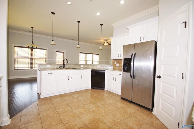 Building Photo - 109 Wolf Creek Trail SW
