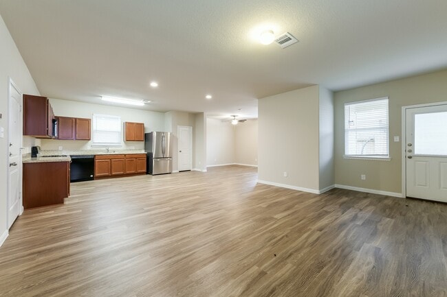 Building Photo - 18606 Cooper Ravine Wy