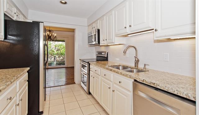 Building Photo - 6957 Helsem Way
