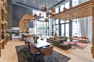 Building Photo - 1010 Brickell Ave