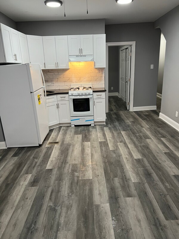 Building Photo - 1225 Belmont Ave