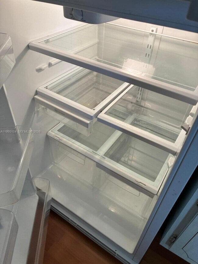 Building Photo - 141 NE 10th Ave