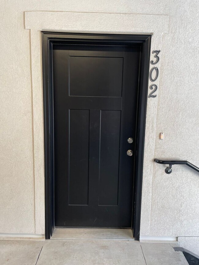 Building Photo - New Construction Condominium in Prime Riverton Location