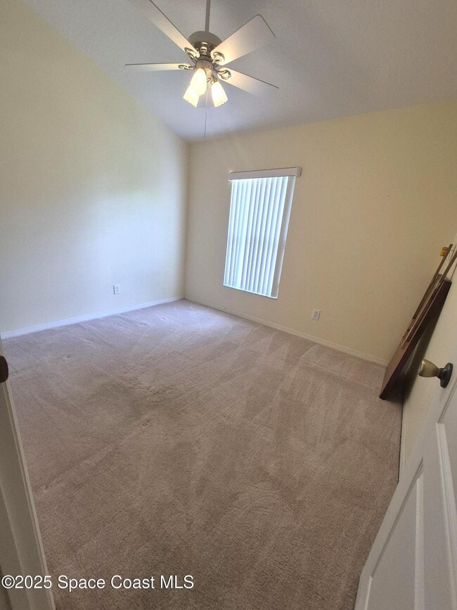 Building Photo - 1233 Foxridge Pl
