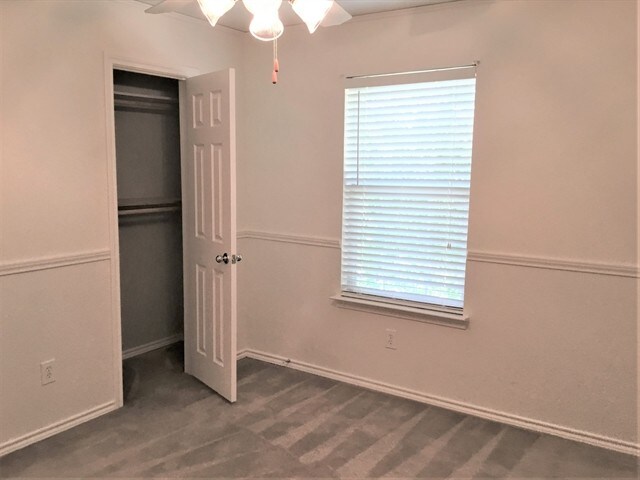 Building Photo - 8613 Corral Cir