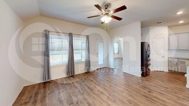 Building Photo - 513 Gunsmoke Trail