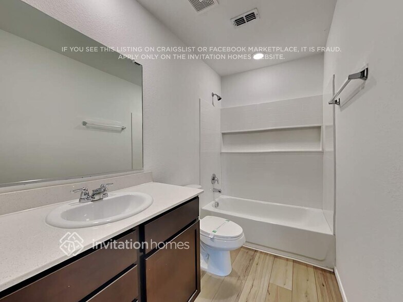 Building Photo - 3203 Crestone Dr