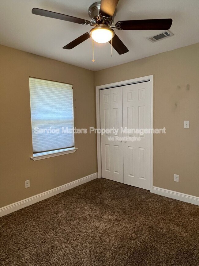 Building Photo - 602 Sawara Cir