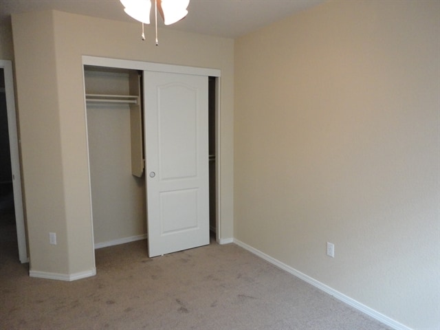 Building Photo - 529 Sunny Meadows Dr NE