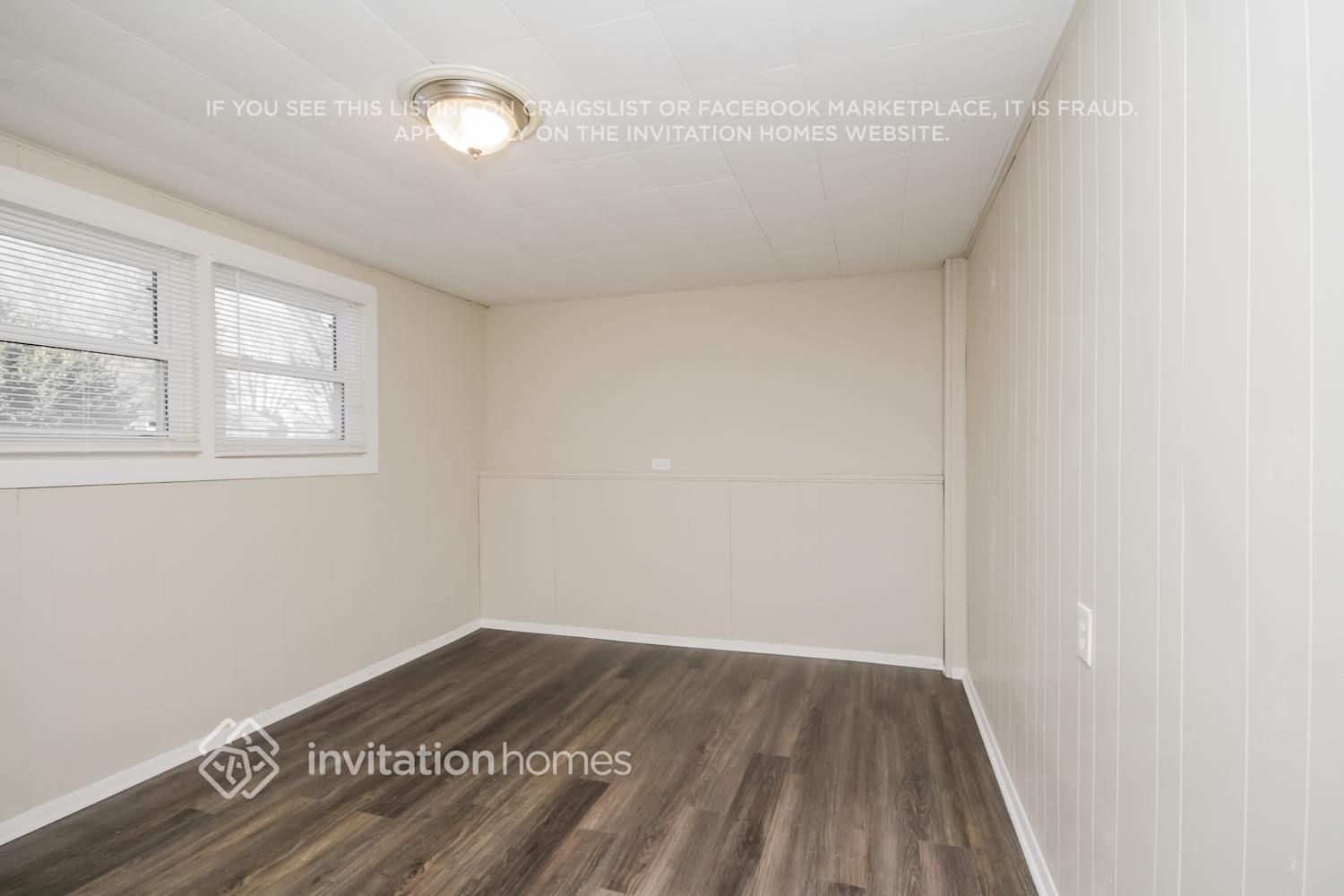 Building Photo - 7939 Edgewood Ct