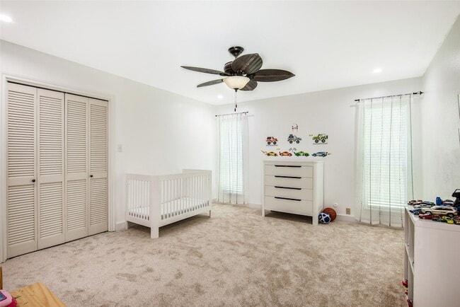 Building Photo - 354 Tealwood Dr