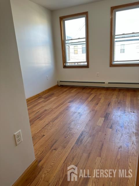 Building Photo - 321 Pershing Ave