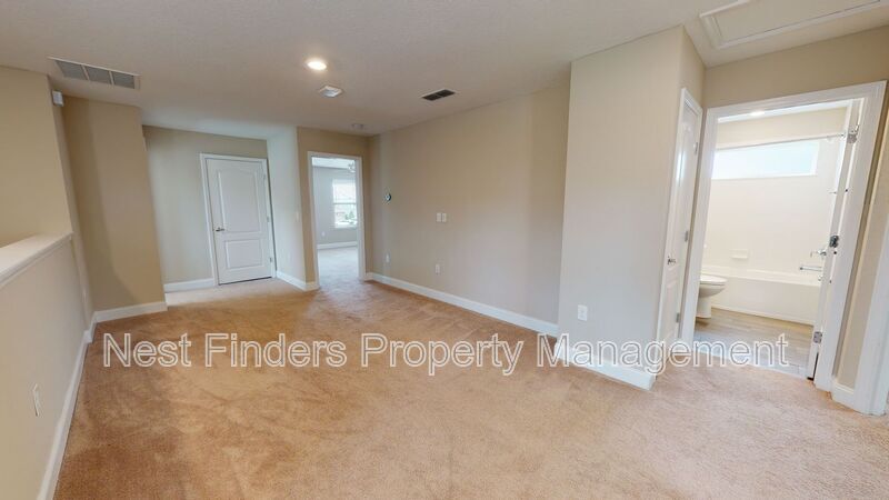 Building Photo - 201 Silver Creek Pl