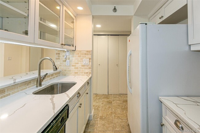 Building Photo - 88 Cutter Mill Rd